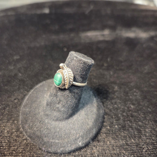 Southwest style Sterling Silver ring Sz 3.5