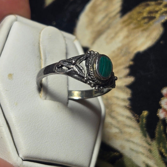 Southwestern vintage sterling silver ring sz 6.5