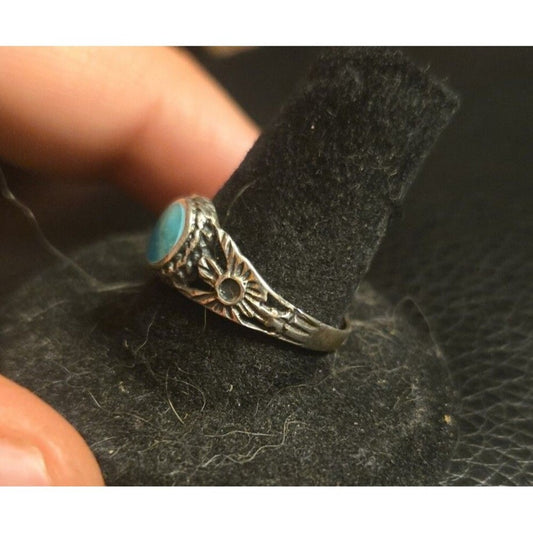 Southwestern Vintage sterling silver ring sz 6.5
