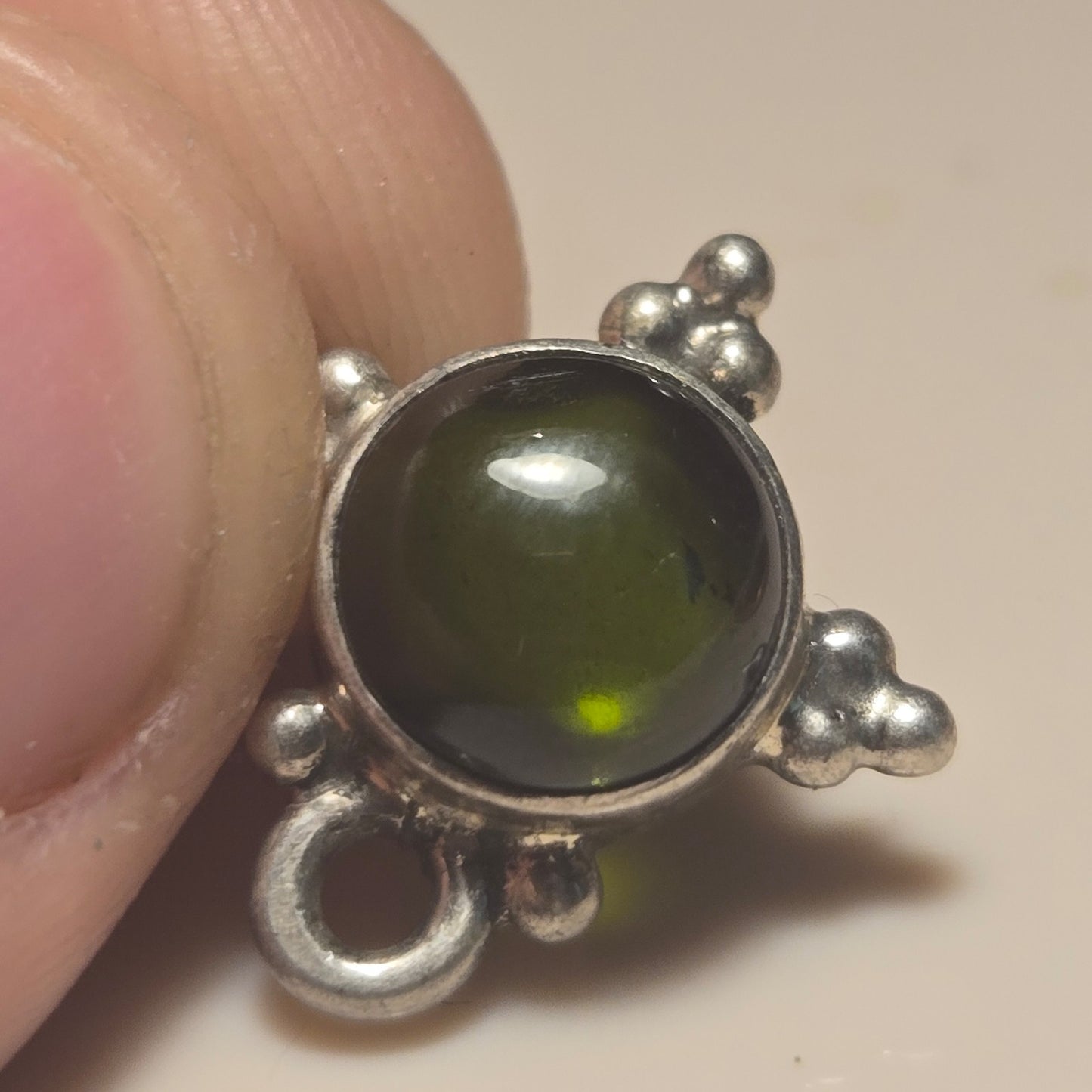 Deep green stone Vintage Sterling Silver Pendant