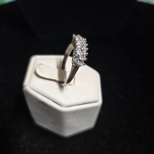 Sterling Silver White Stone Cocktail Ring sz 10.5