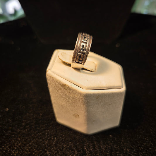 Greek Key Design Solid Sterling Silver Ring sz 4.5