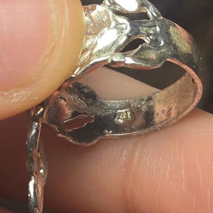 Vintage sterling silver ring sz 6.5