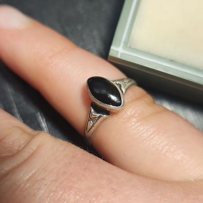 Vintage Sterling Silver Ring Sz 5