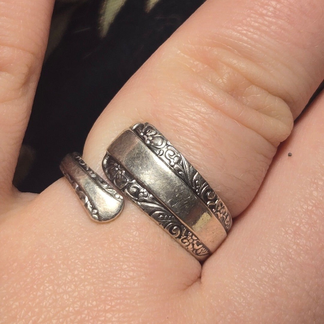 Spoon Vintage sterling silver ring sz 8.5