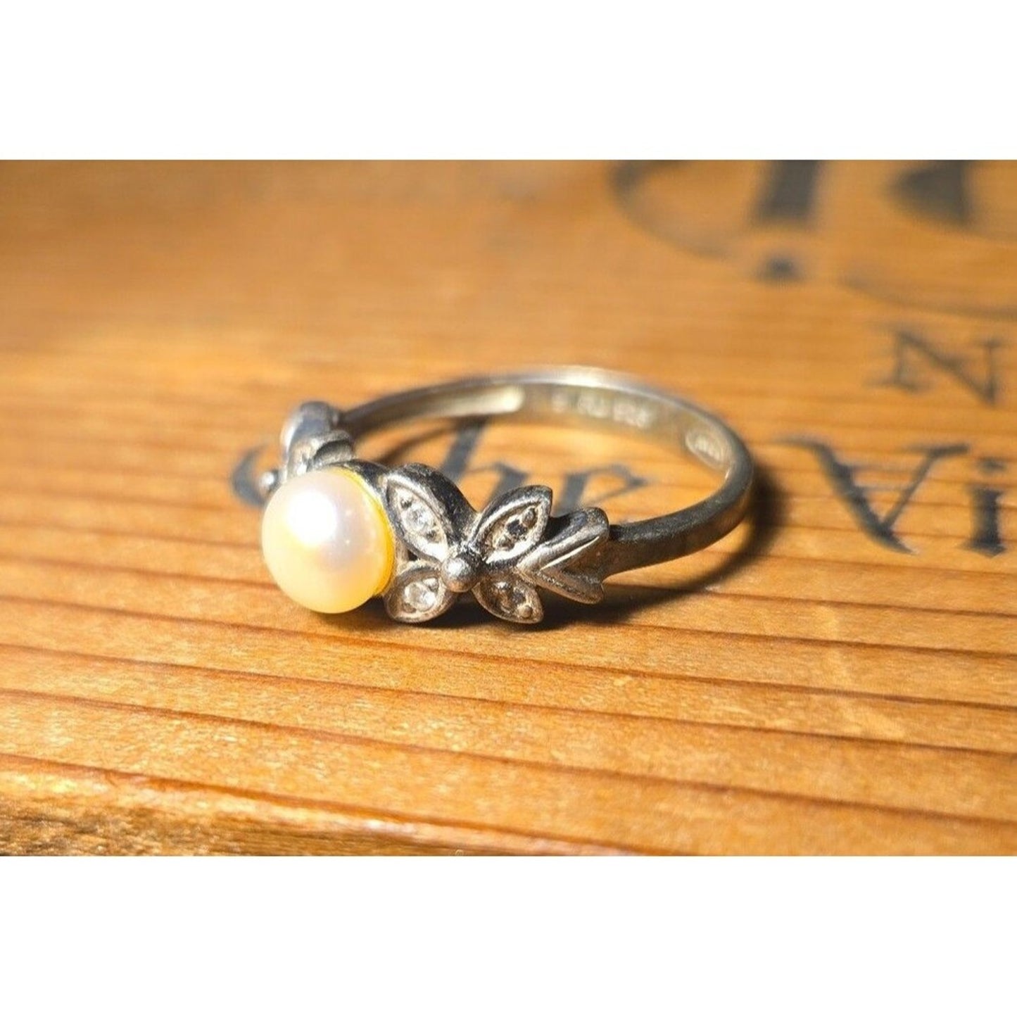 Vintage sterling silver ring sz 8.5