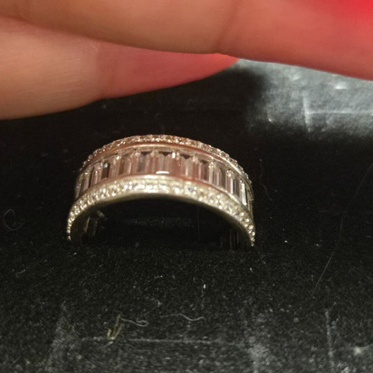 Vintage sterling silver ring sz 8