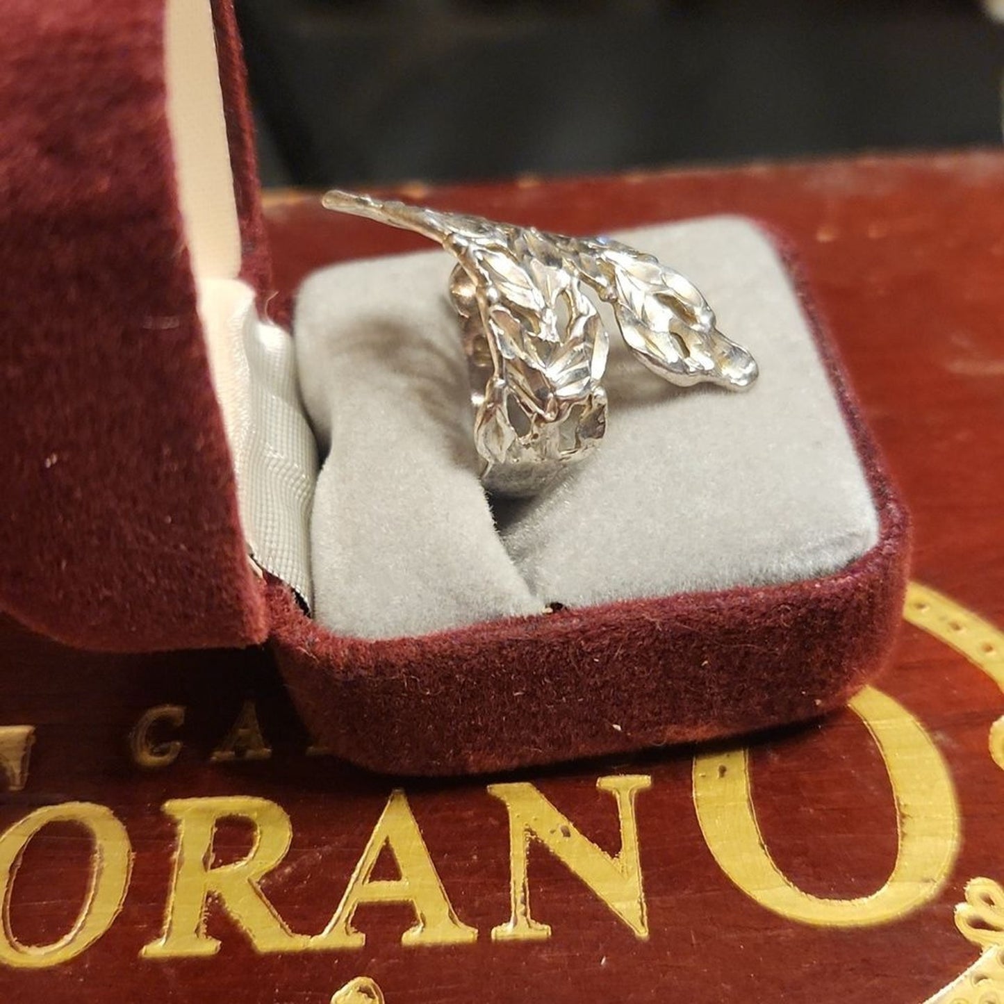 Beautiful Sterling Ring sz 6