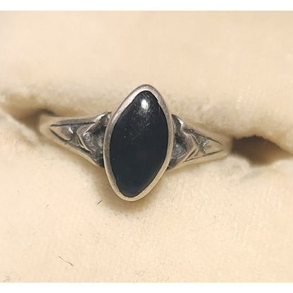 Vintage Sterling Silver Ring Sz 5