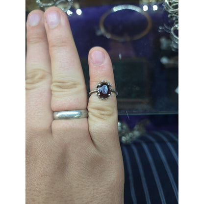 Vintage Sterling Silver Ring Sz 4.5