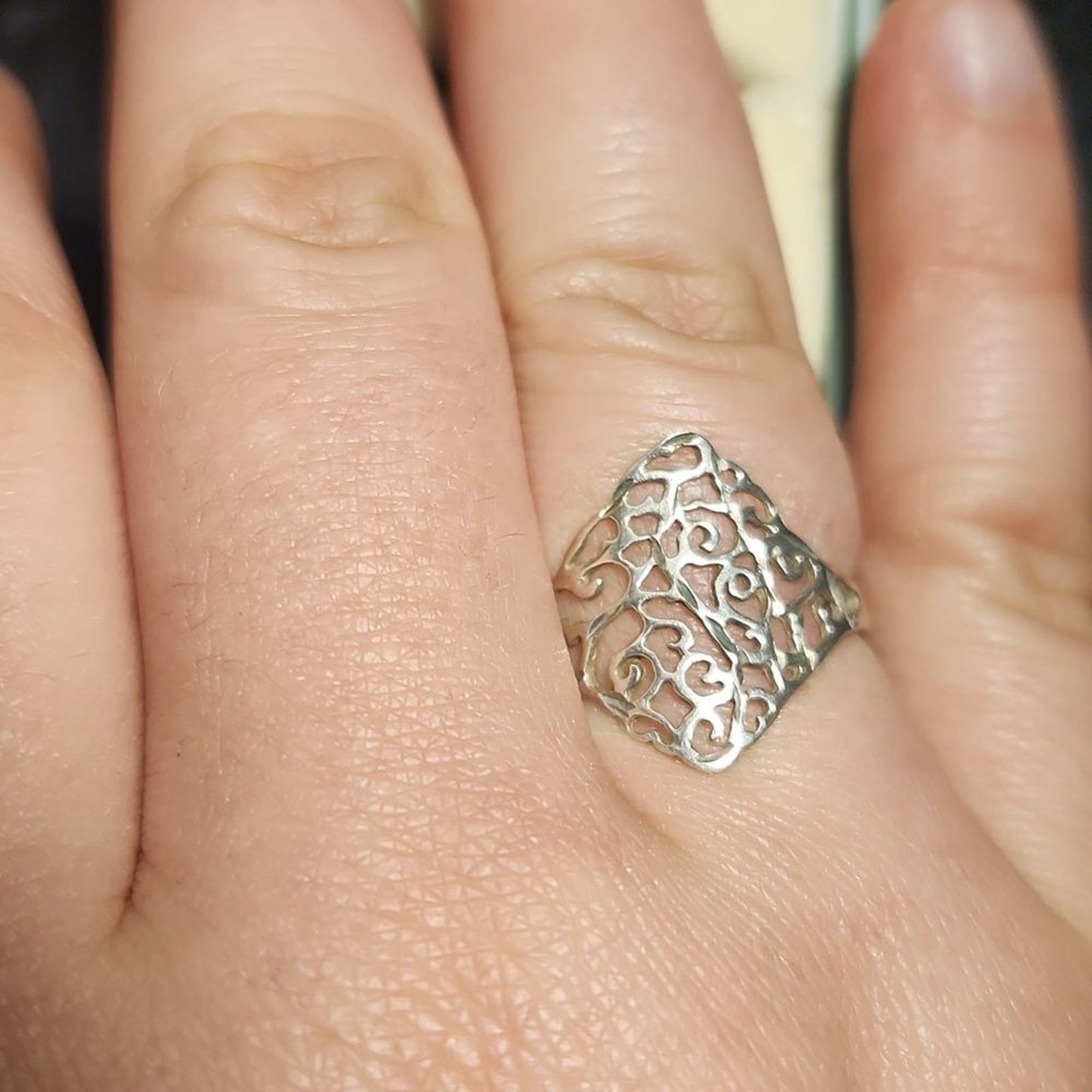 Vintage Sterling Silver Ring Sz 8.5