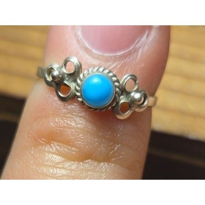 Vintage sterling silver ring sz 1