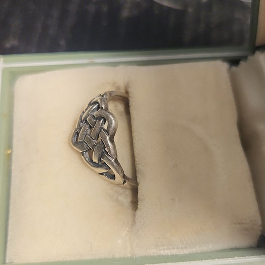 Celtic Vintage Sterling Silver Ring Sz 5.5