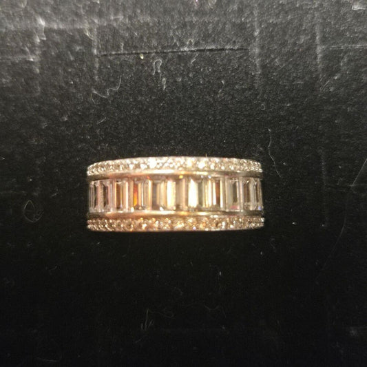 Vintage sterling silver ring sz 8