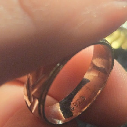 Vintage sterling silver ring sz 8