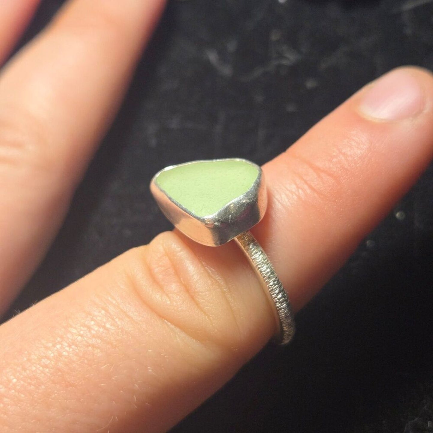 Green Seaglass Vintage sterling silver ring sz 7.5