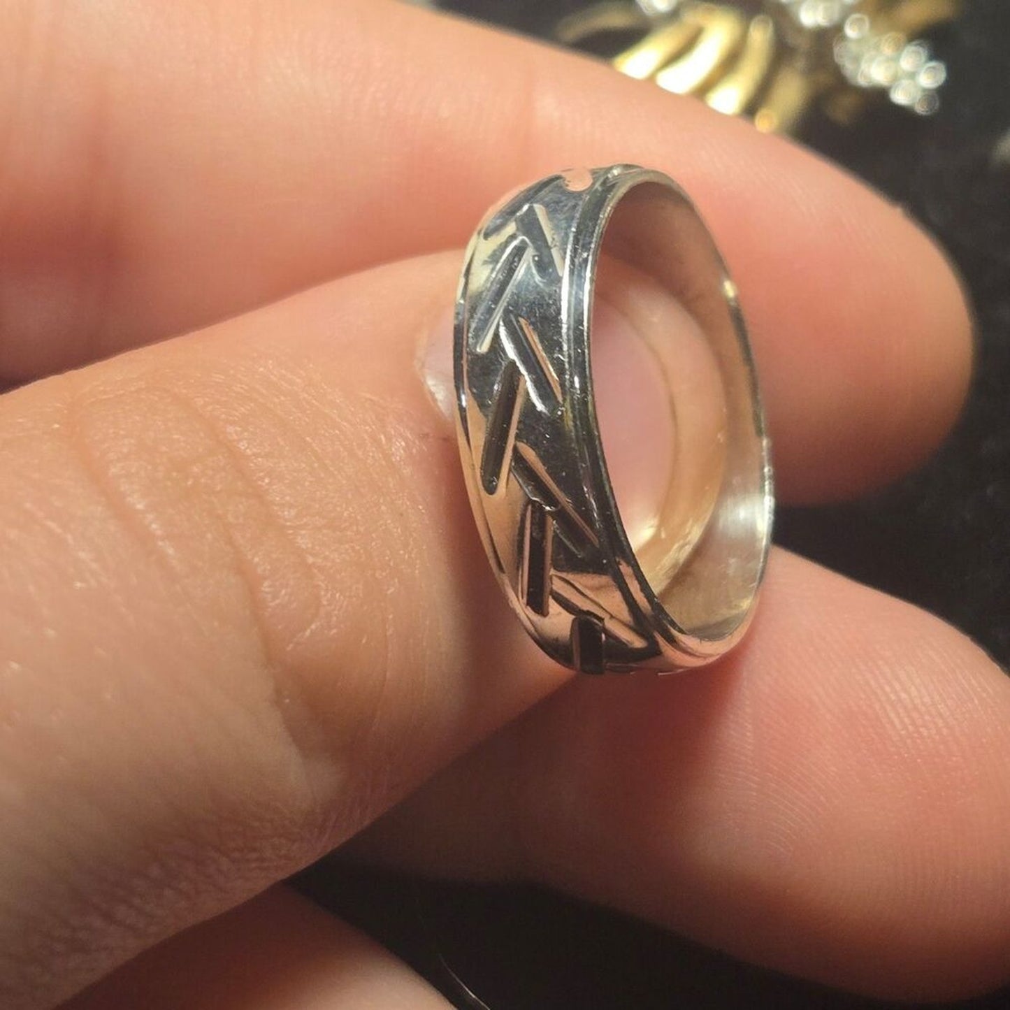 Vintage sterling silver ring sz 8