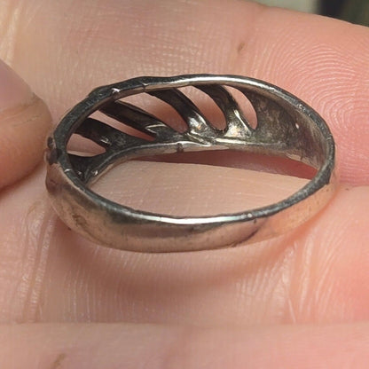 Vintage sterling silver ring sz 7