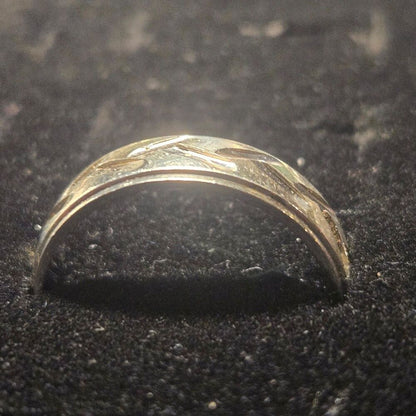 Vintage sterling silver ring sz 8