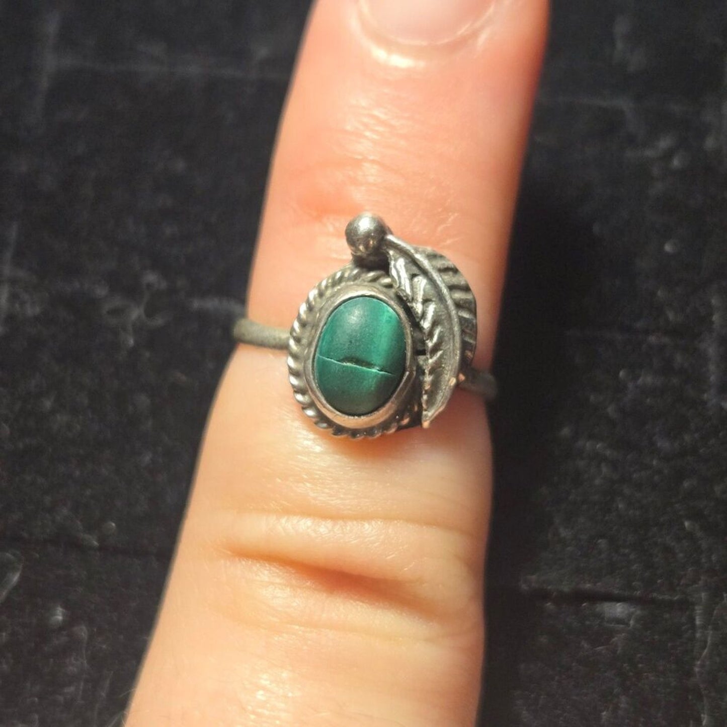 Vintage sterling silver ring sz 3.5