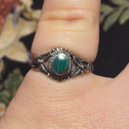 Southwestern vintage sterling silver ring sz 6.5
