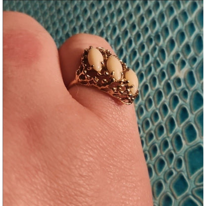 14kt gold pale pink coral ring sz 6