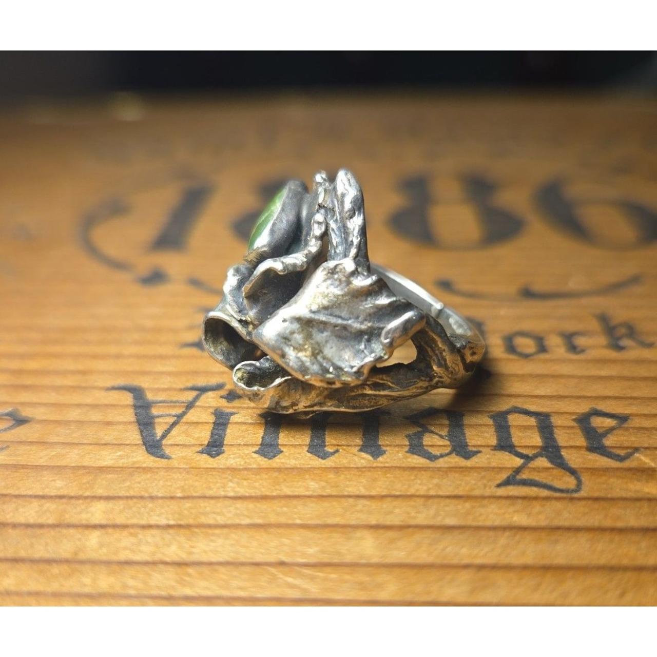 Vintage sterling silver ring sz 5