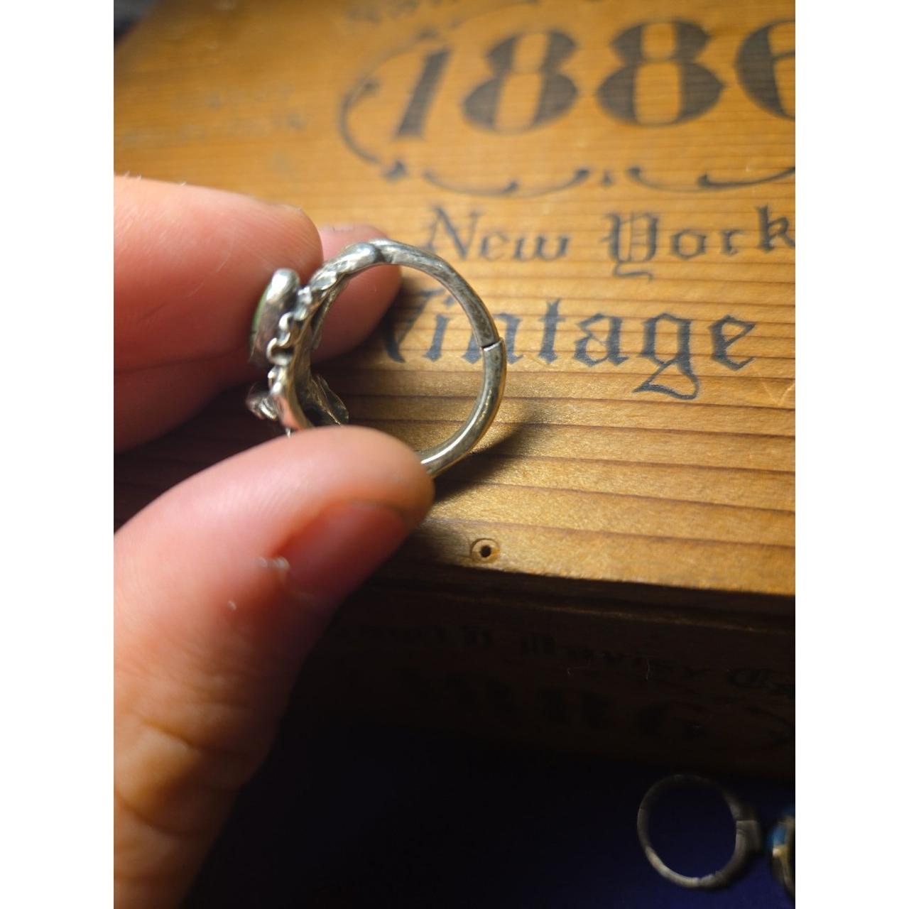 Vintage sterling silver ring sz 5