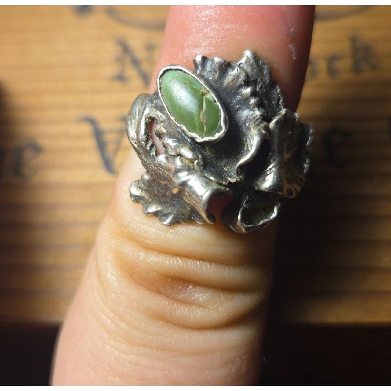 Vintage sterling silver ring sz 5