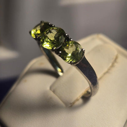 Vintage Sterling Silver 925 Ring Sz 7