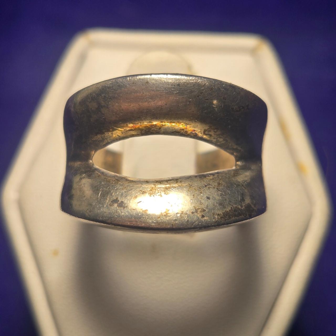 Heavy Vintage Sterling Silver Ring Sz 7