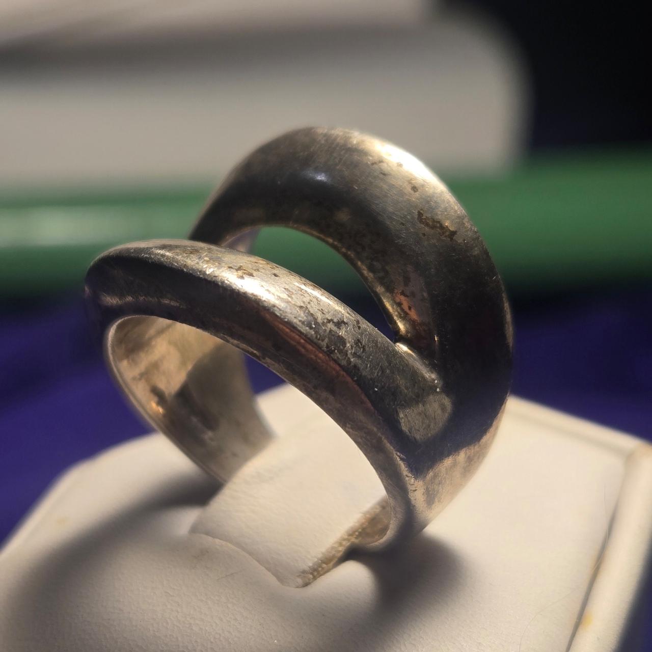 Heavy Vintage Sterling Silver Ring Sz 7