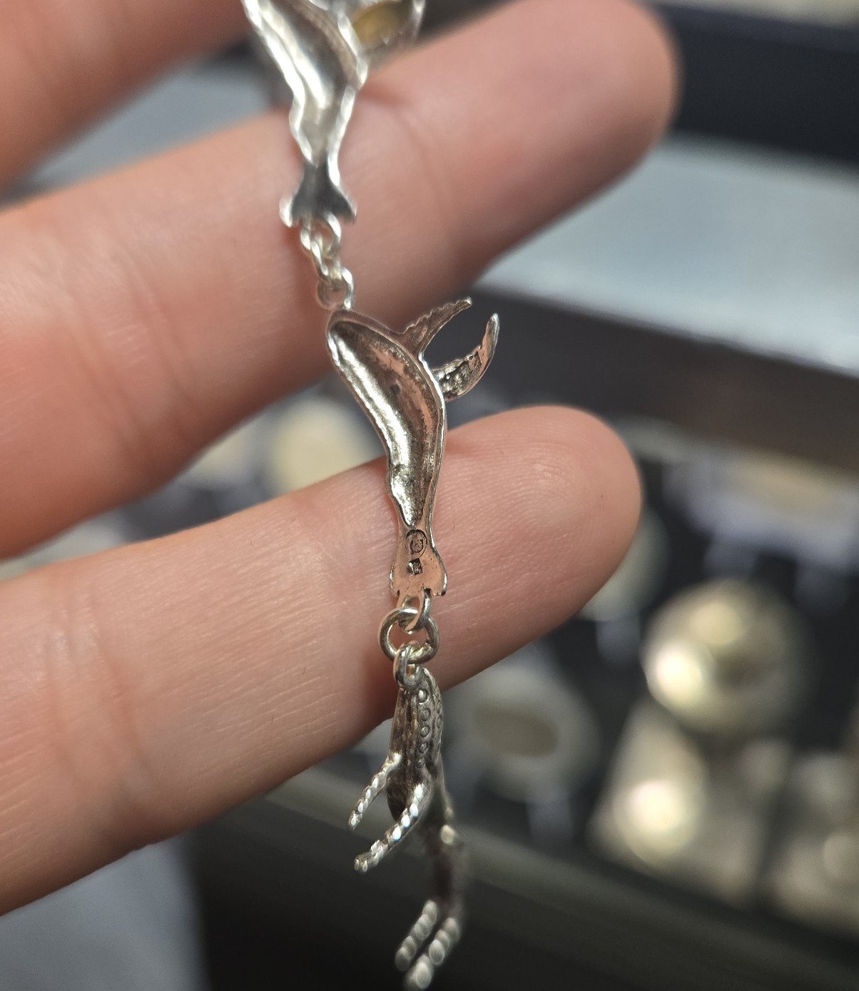 Sterling Silver Whale Bracelet 8 inches