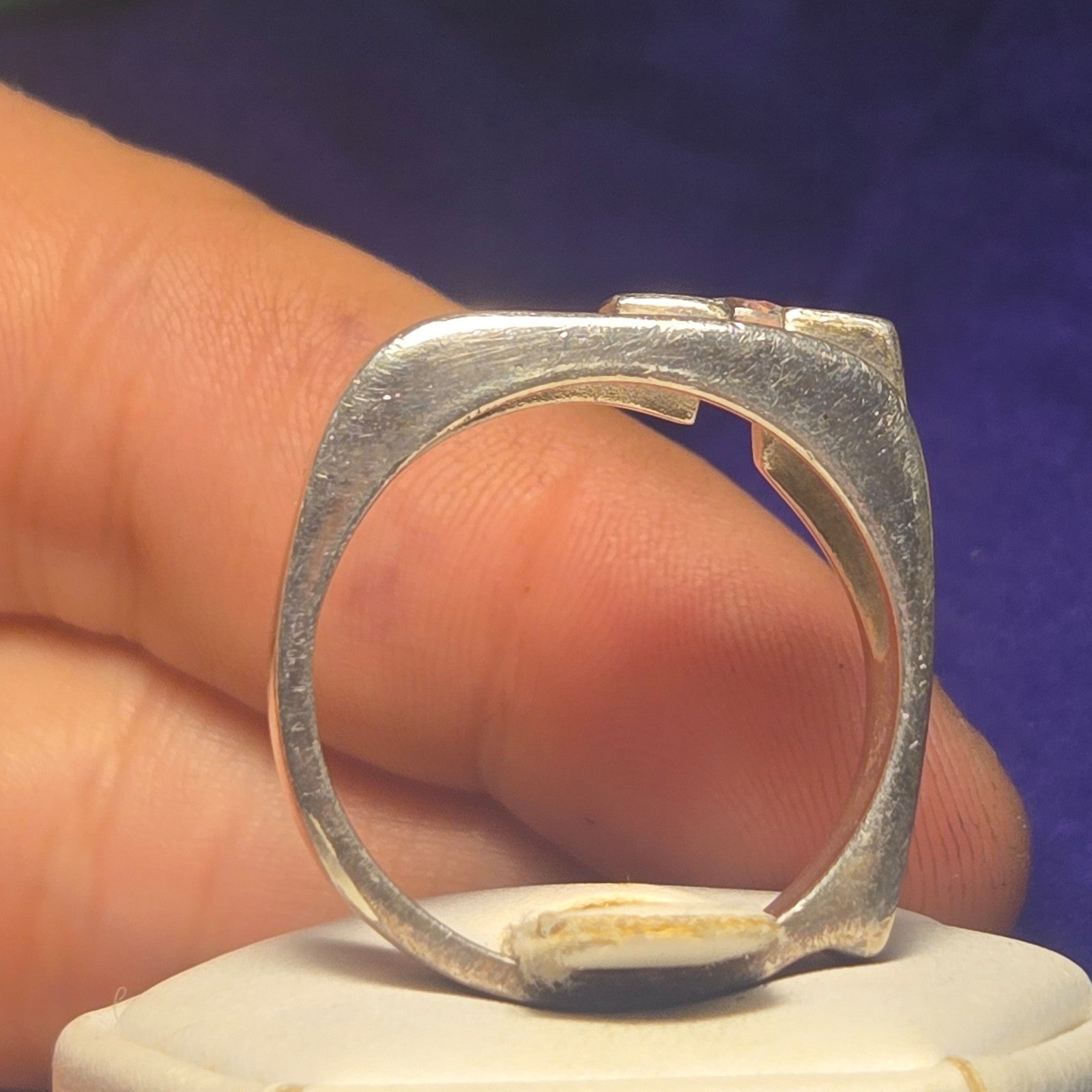 Chunky heavy Vintage Sterling Silver Ring Sz 10.5