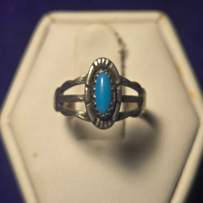 Southwestern Vintage Sterling Silver 925 Ring Sz 4