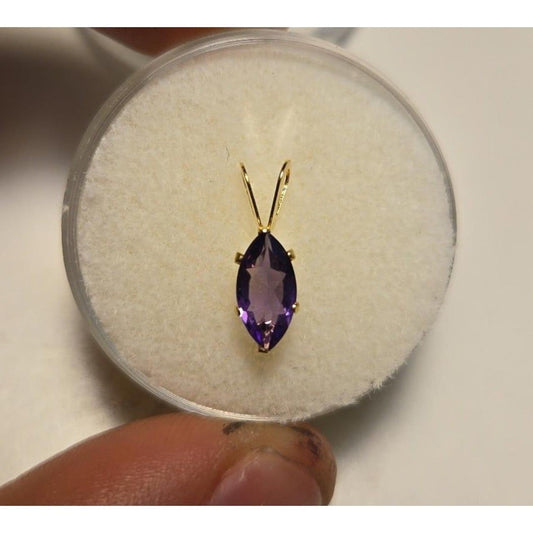 14kt gold amethyst pendant