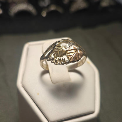 Vintage sterling silver ring sz 7.5