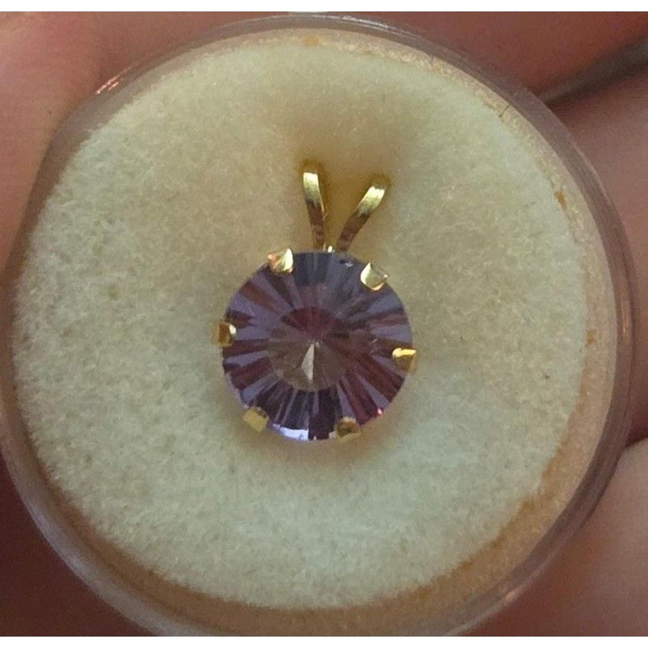 14kt Solid Gold Pendant Amethyst