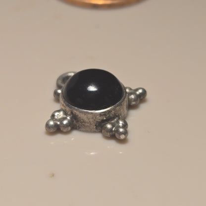 Deep green stone Vintage Sterling Silver Pendant