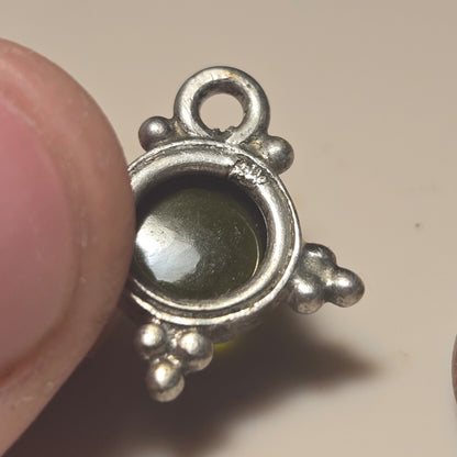 Deep green stone Vintage Sterling Silver Pendant