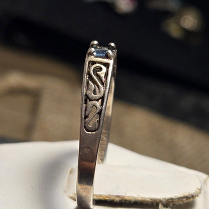 Blue Solitaire vintage sterling silver ring sz 10