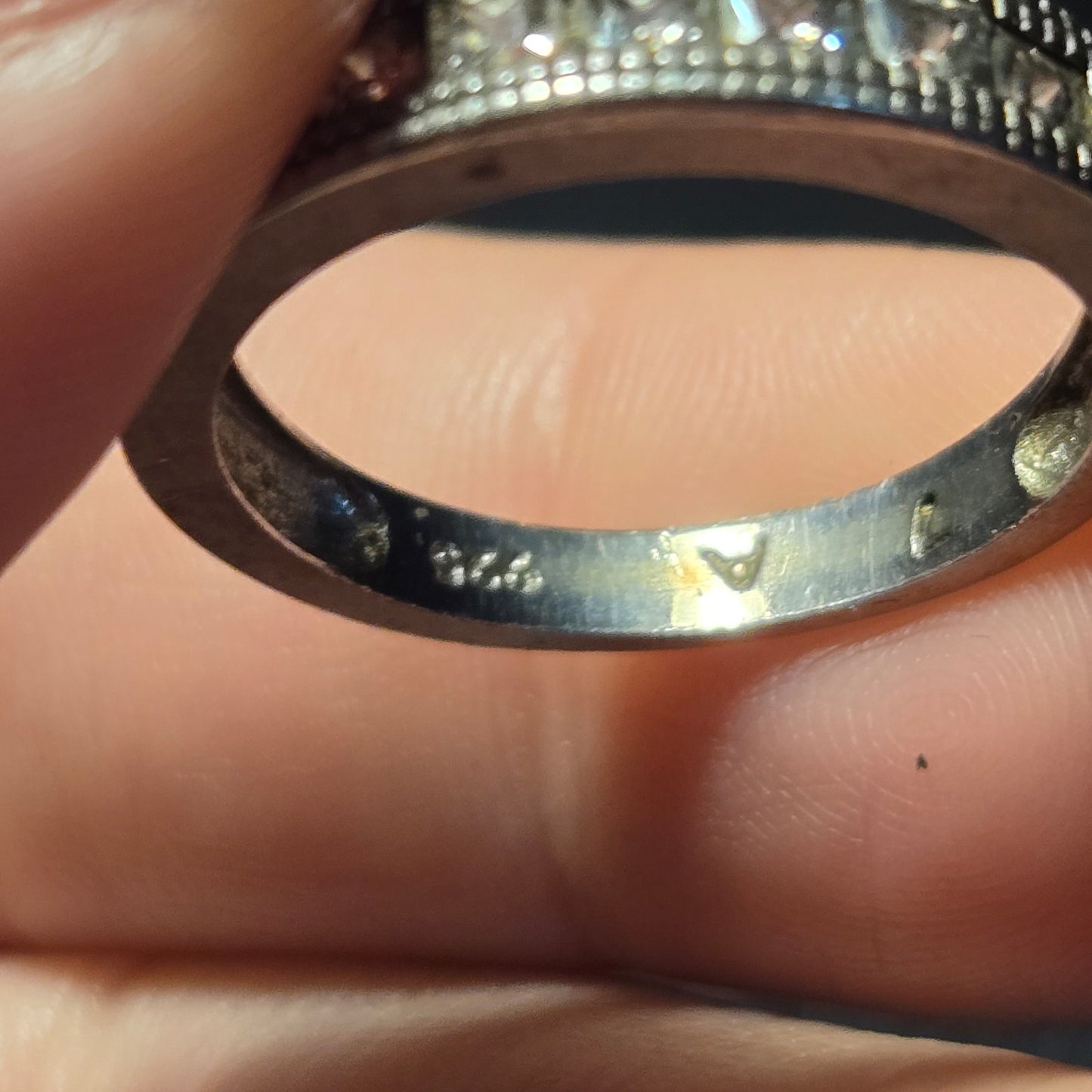 Sparkly inlaid band vintage sterling silver ring sz 7