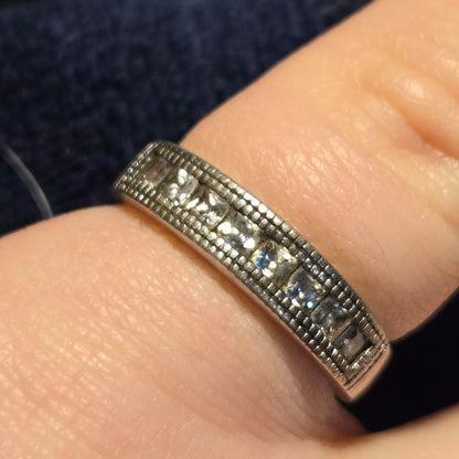 Sparkly inlaid band vintage sterling silver ring sz 7