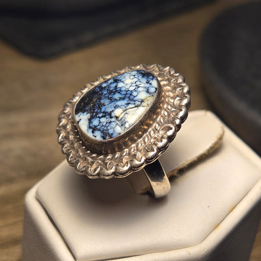 Blue white stone Vintage Sterling Silver Ring Sz 6.5