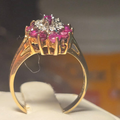 10k Gold Signed Ruby Flower Ring Sz 6.5