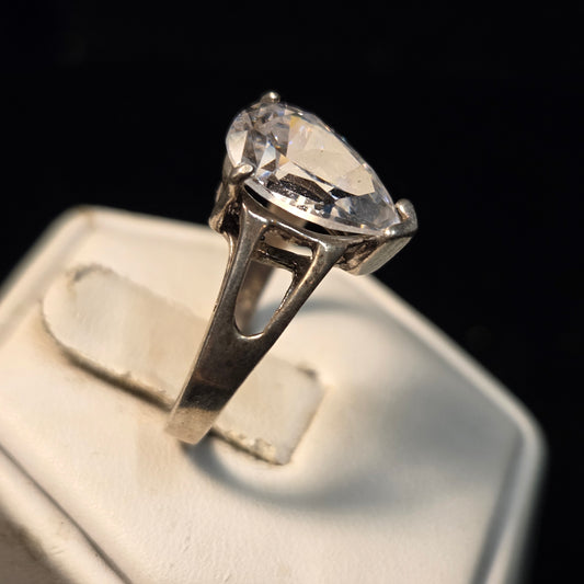 Clear pear cut sterling silver ring sz 8