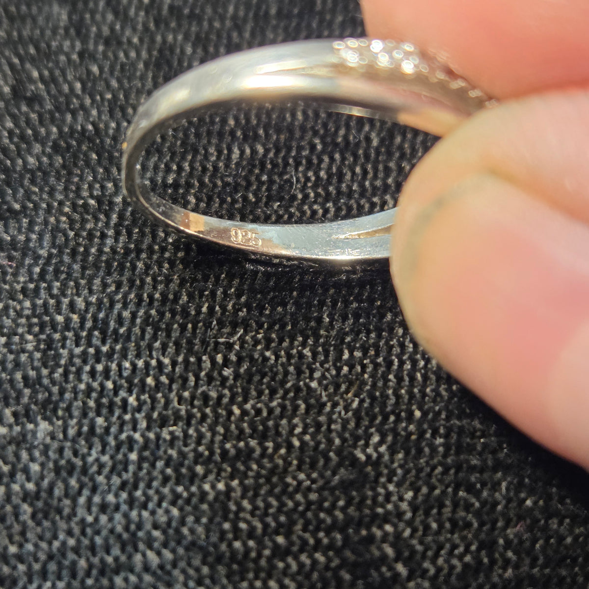 Classic square cut white Stone Sterling Silver Ring sz 8