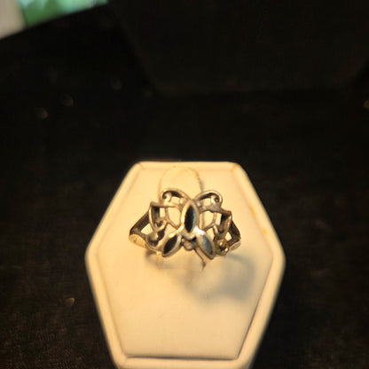 Pretty Little Sterling Silver Butterfly Ring sz 6