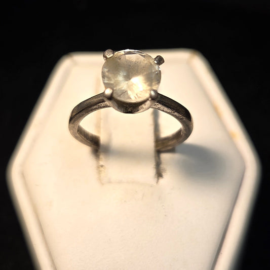 Simply Styled White Stone Sterling Silver Ring sz 4